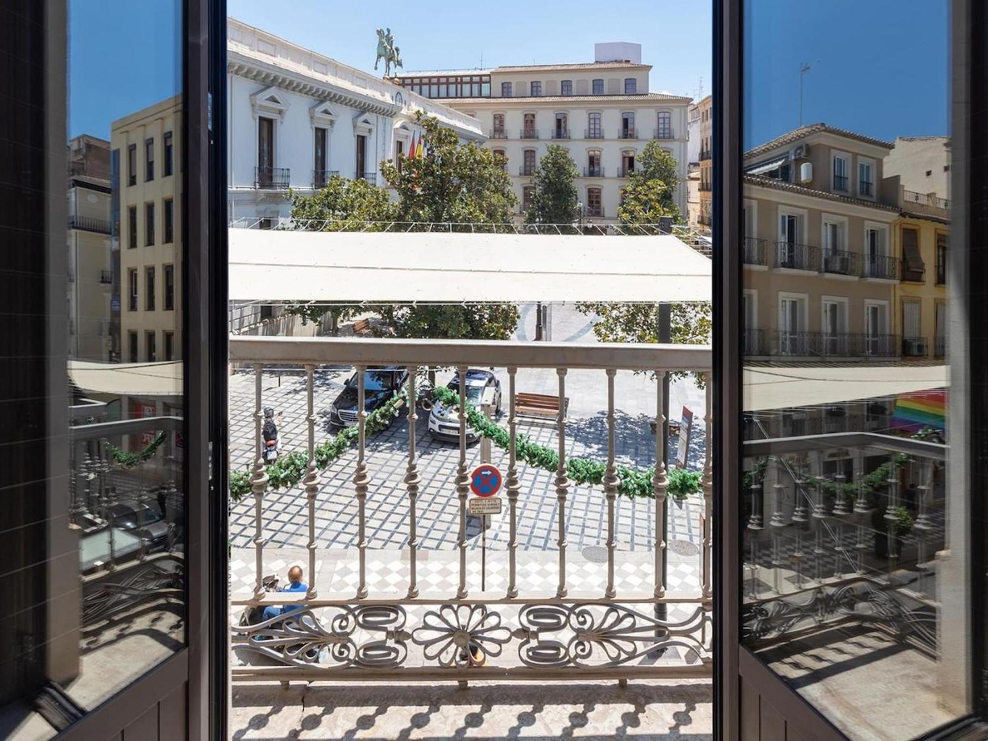 Elegant Town Hall Apartment With Views Granada Exterior foto